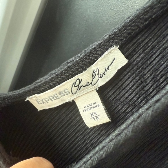 Express Black Ribbed Tank Top - Picture 2 of 4